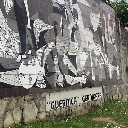 Lekunberri Baserria *