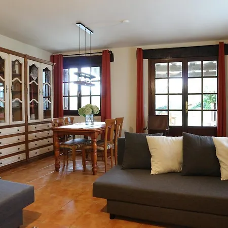 Lekunberri Baserria Apartment