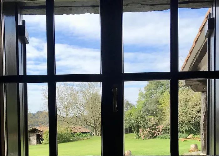 Lekunberri Baserria * Arrieta (Biscay)